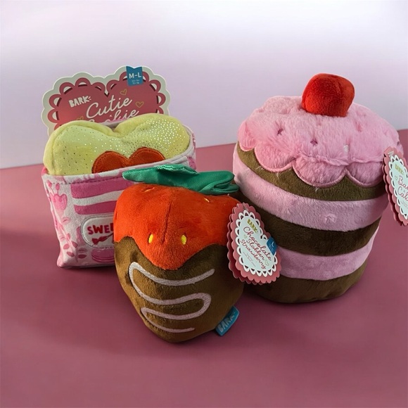 Barkbox Other - Barkbox Originals Valentines Dessert Plush Toy Set